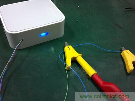 DIY:自制自帶電池供電的無(wú)線(xiàn)路由器