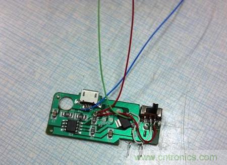 DIY:自制自帶電池供電的無(wú)線(xiàn)路由器
