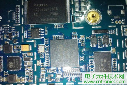 不怕摔的電紙書(shū)!一款柔性屏電子書(shū)閱讀器拆解