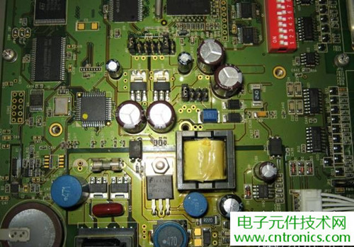觸摸屏售價過萬?一臺工控設(shè)備觸摸屏拆解
