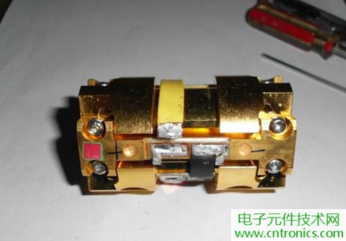 這貨一萬三？50W半導體激光模塊拆解