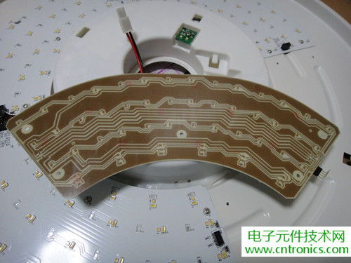 高端大氣上檔次！智能遙控調光LED吸頂燈拆解