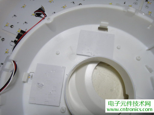 高端大氣上檔次！智能遙控調光LED吸頂燈拆解