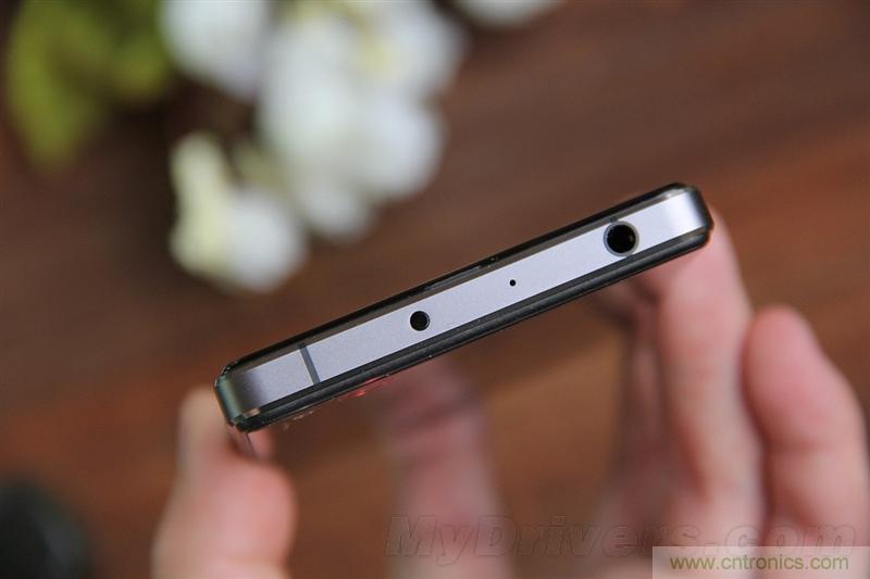 無邊框的 nubia Z9 ，一款既有驚喜，又有驚艷的智能手機