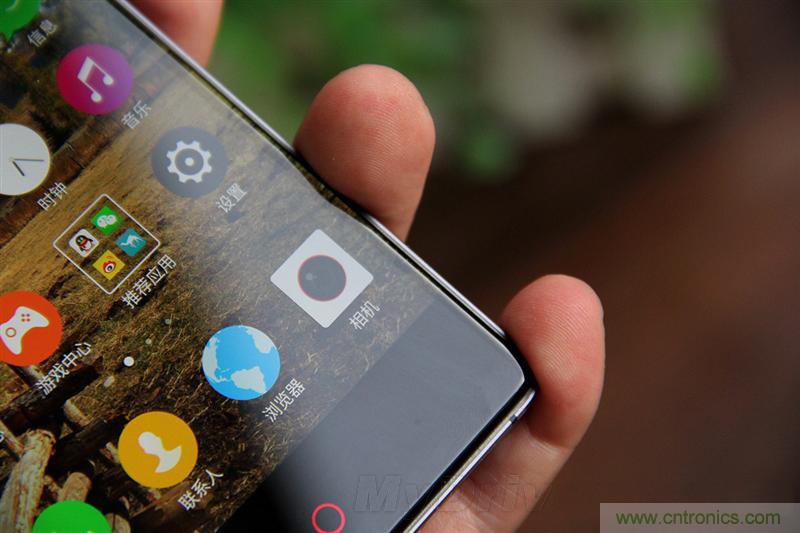 無邊框的 nubia Z9 ，一款既有驚喜，又有驚艷的智能手機