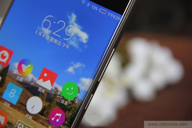 無邊框的 nubia Z9 ，一款既有驚喜，又有驚艷的智能手機