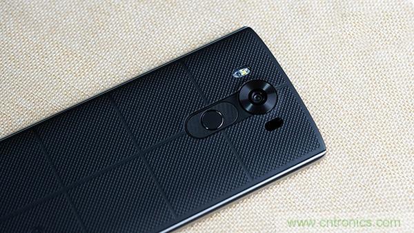 業(yè)界良心 LG V10 評測:剛毅、冷峻，不失人性化