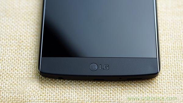 業(yè)界良心 LG V10 評測:剛毅、冷峻，不失人性化