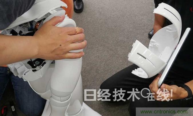 拆解筆記本不過癮，那就來拆拆日本情感機(jī)器人吧！