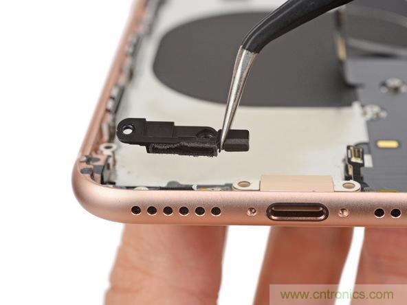 iPhone 8首拆：無線充電版本的iPhone 7？