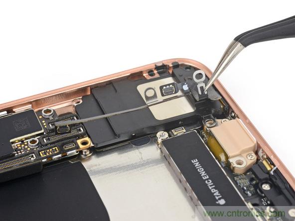 iPhone 8首拆：無線充電版本的iPhone 7？