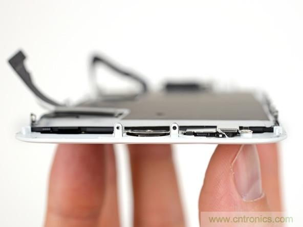 iPhone 8首拆：無線充電版本的iPhone 7？