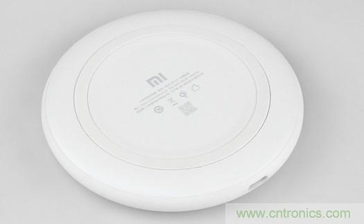 拆解對(duì)比：系出同門，小米、紫米無(wú)線充電器的差別有多大？